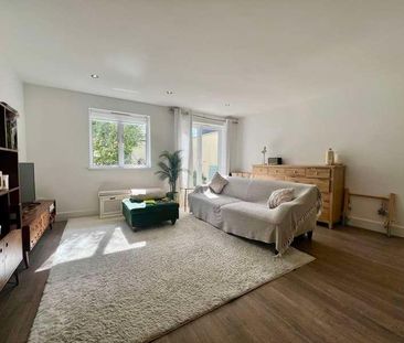 Grange Court, Grange Gardens, Pinner, HA5 - Photo 6