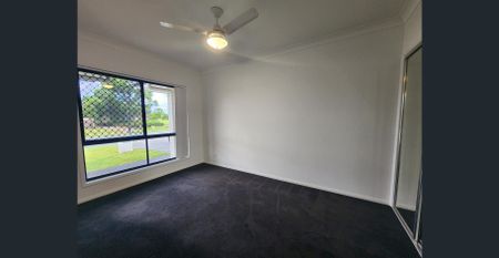 CABOOLTURE - FAMILY & LOCATION - Photo 5