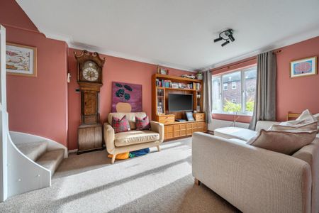 2 bedroom semi-detached house to rent - Photo 5