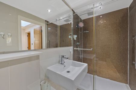 3 Bed Flat, Chiswick, W4 - Photo 5