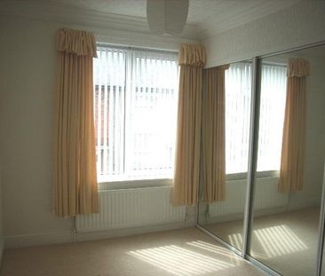 3 bedroom flat to rent - Photo 5