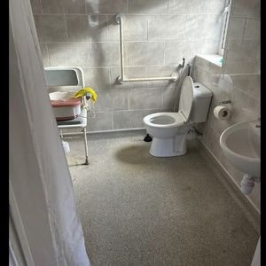 Room in a Shared House, Fearnville Place, LS8 - Photo 3