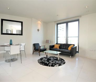 Baltimore Wharf, Canary Wharf, E14 - Photo 1
