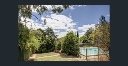 Charming 4 Bedroom Colonial Residence In Beautiful Magill! - Photo 5