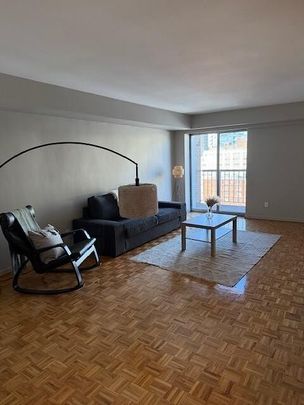 Kenson Towers, a reputable apartment building located in the central core of downtown Ottawa. - Photo 1