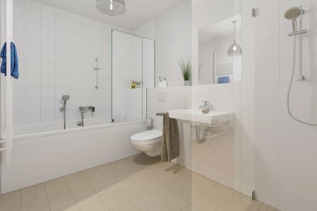 IMMOBILIEN SCHNEIDER - Neubau Erstbezug - wunderschöne 1,5 Zimmer Wohnung mit EBK und Balkon - Photo 2