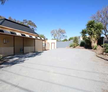 381 Oxide Street - Photo 3