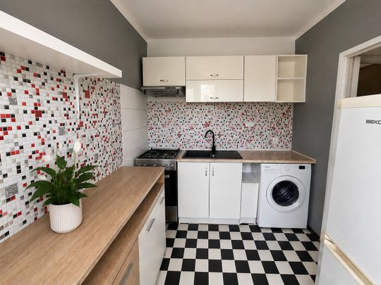 Pronájem bytu 2+1 40 m² - Fotografie 1