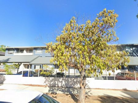 Comfort Meets Convenience - Photo 5