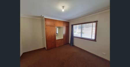 1BR Flat In Great Location - Photo 3