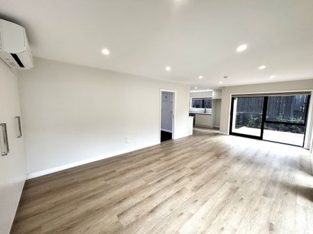 Brand New 4 Bedroom Home with Ensuite and Internal Access Parking - Photo 2