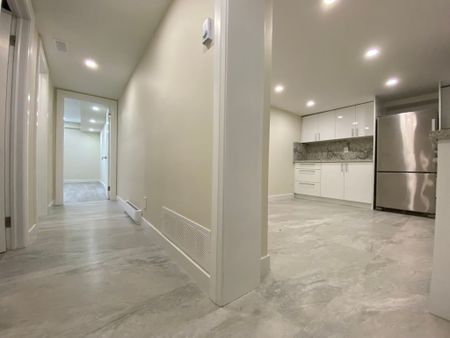 For Lease - 35 Robingrove Road, Toronto, Ontario - Photo 4