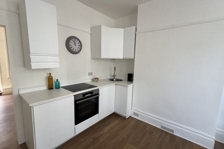 Southwater Road - Photo 3
