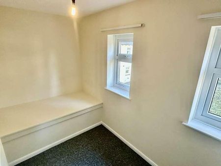 Pinmore, Frome, BA11 - Photo 4