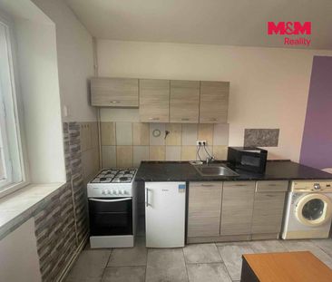 Pronájem bytu 2+kk 102 m², Ledce - Photo 4