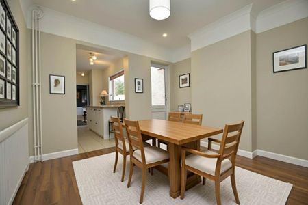 2 bedroom terraced house to rent - Photo 2