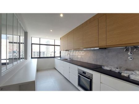 3 room luxury Flat for rent in Cascais, Portugal - Photo 4