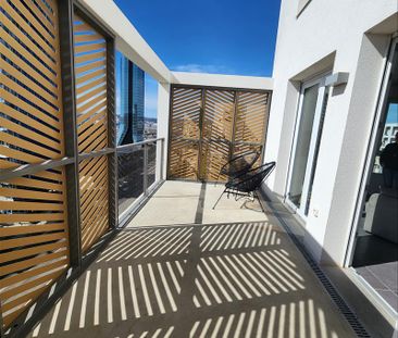 3 pièces - Meublé - 75 m² - 17ème étage - Colocation autorisée - Photo 5