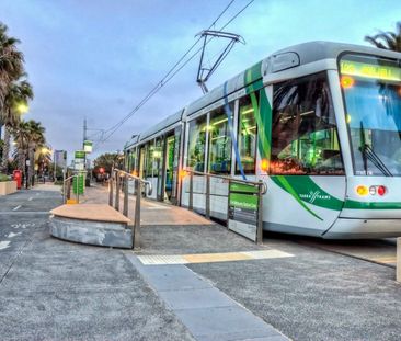 126 Pickles Street, South Melbourne VIC 3205 - House For Rent | Domain - Photo 4