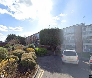 Room in a Shared Flat, St. Peters Close, IG2 - Photo 1