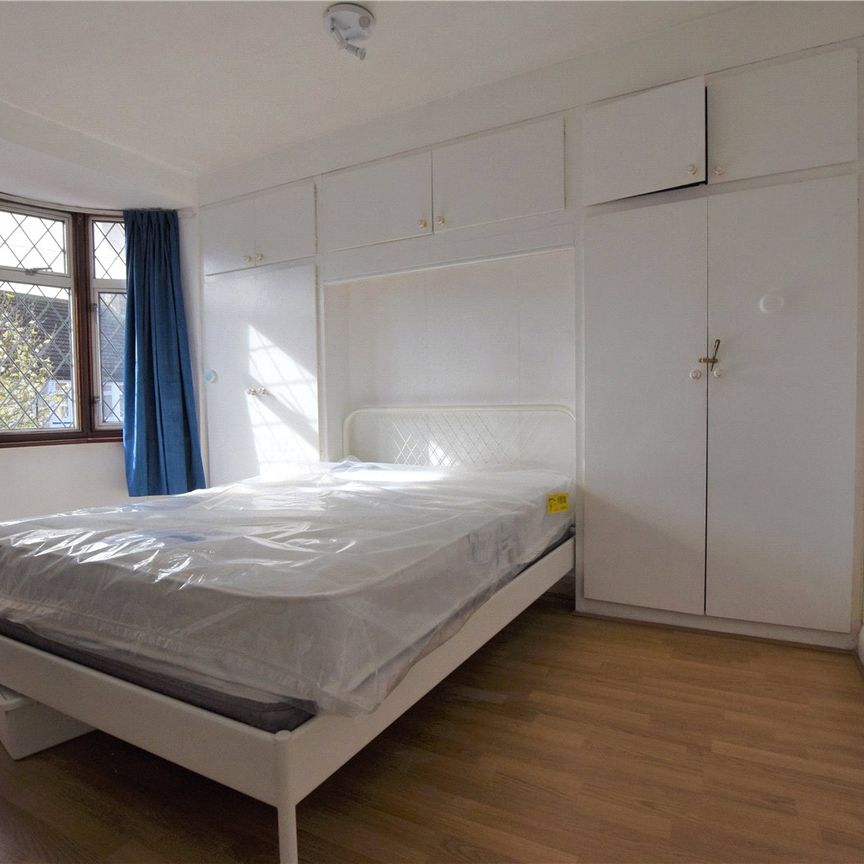 Alderton Road, Croydon, Surrey, CR0 - Photo 1