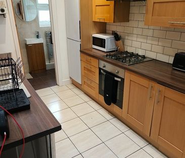 Room in a Shared House, Melbourne Road, CV5 - Photo 5