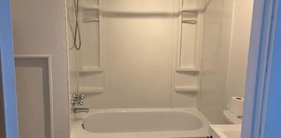Logement 41/2 à louer - Photo 2
