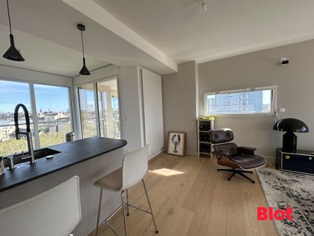 Location Appartement 4 pièces 104m² RENNES 35000 - Photo 2