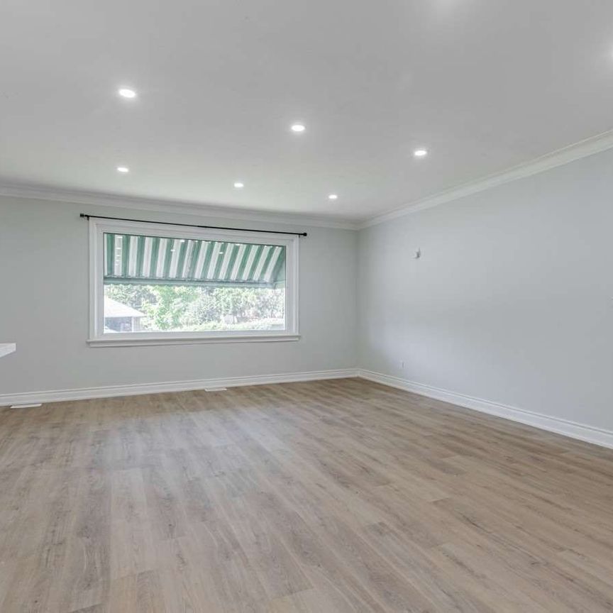 For Lease - 139 Flora Drive Unit# Main, Toronto, Ontario - Photo 1