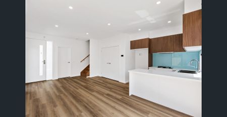Brand New Modern 2 Bedroom Townhouse - Photo 5