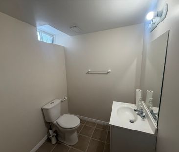 For Lease - 33 Silver Linden Drive, Richmond Hill, Ontario - Photo 1