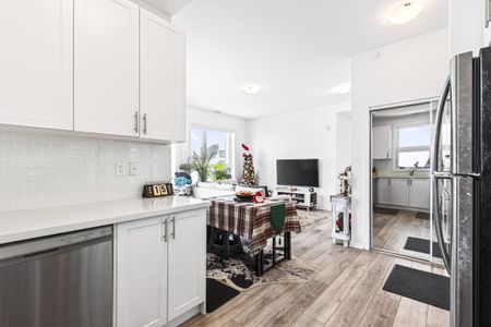 For Lease - 125 Shoreview Place Unit# 631, Hamilton, Ontario - Photo 2