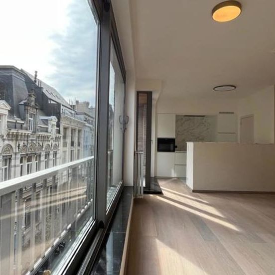 Appartement te huur - Photo 1