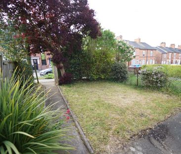 2 bedroom semi-detached house to rent - Photo 2