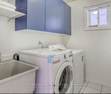 56 Deverill Crescent #Upper - Photo 3