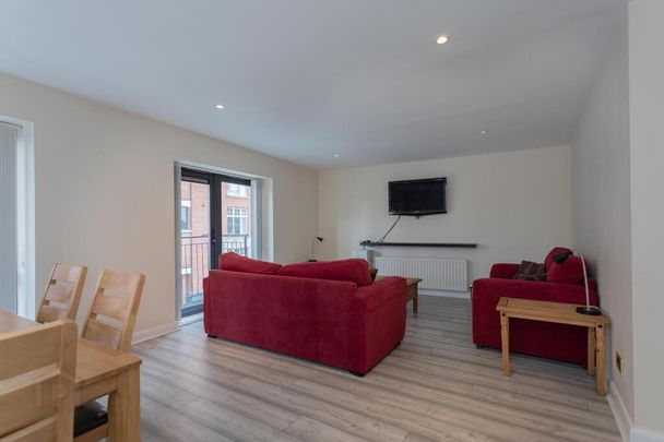 101 Lucas Building, Belfast, BT2 8HB - Photo 1