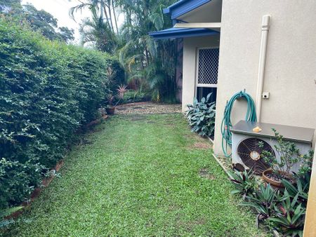 3-bedroom shared duplex, Laguna Avenue - Photo 3