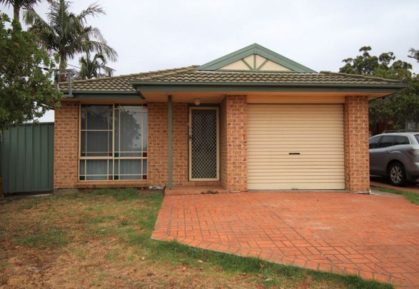 NEAT & TIDY 3 BEDROOM HOME! - Photo 1