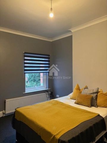 1 bedroom in a house share to rent - Photo 5