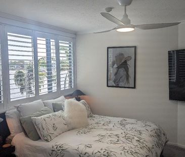 2 bdm waterview Surfers Paradise Apartment - Photo 2