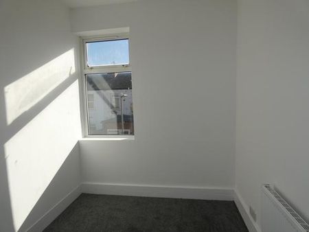 2 bedroom property to rent - Photo 3
