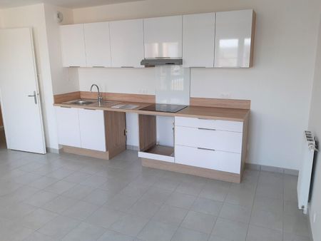 location Appartement T2 DE 45.13m² À MONTEVRAIN - Photo 3