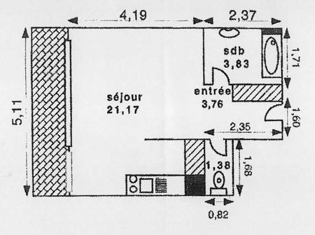 STUDIO MEUBLÉ DE 29.79 m² - Photo 2