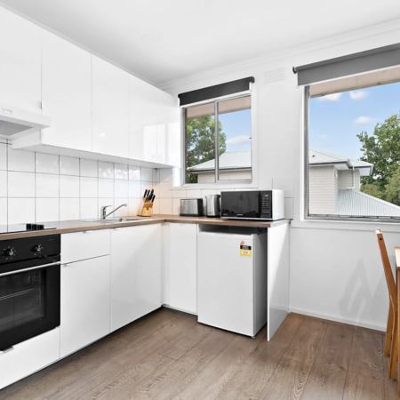 Unit 8/8 Tattenham Street, Caulfield East. - Photo 4