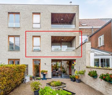 Uitstekend gelegen 2-slaapkamerappartement met ruim terras en onder... - Photo 6