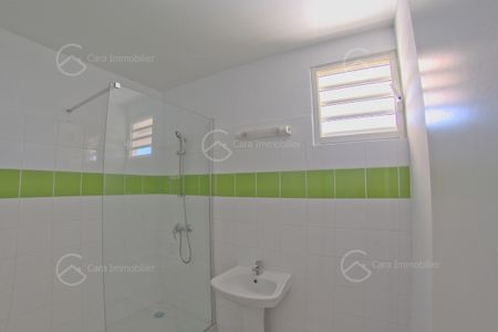 Location Appartement 3 pièces 75m² CAYENNE 97300 - Photo 4