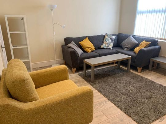 11 Blandford Grove, Leeds, LS2 9AN - Photo 1