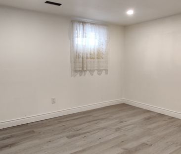 For Lease - 9 Lisburn Crescent Unit# Basement, Toronto, Ontario - Photo 2