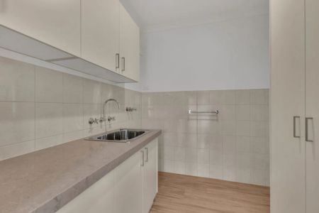 2a Narin Court, Epping. - Photo 5