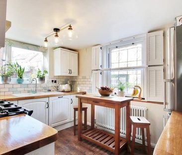 House Share to rent - London Road, Dartford, DA4 - Photo 2